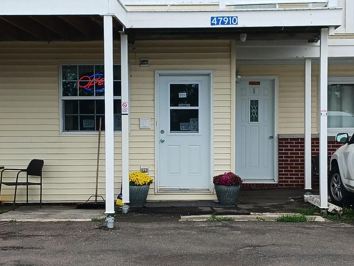 Scenic Motel Moncton Buitenkant foto
