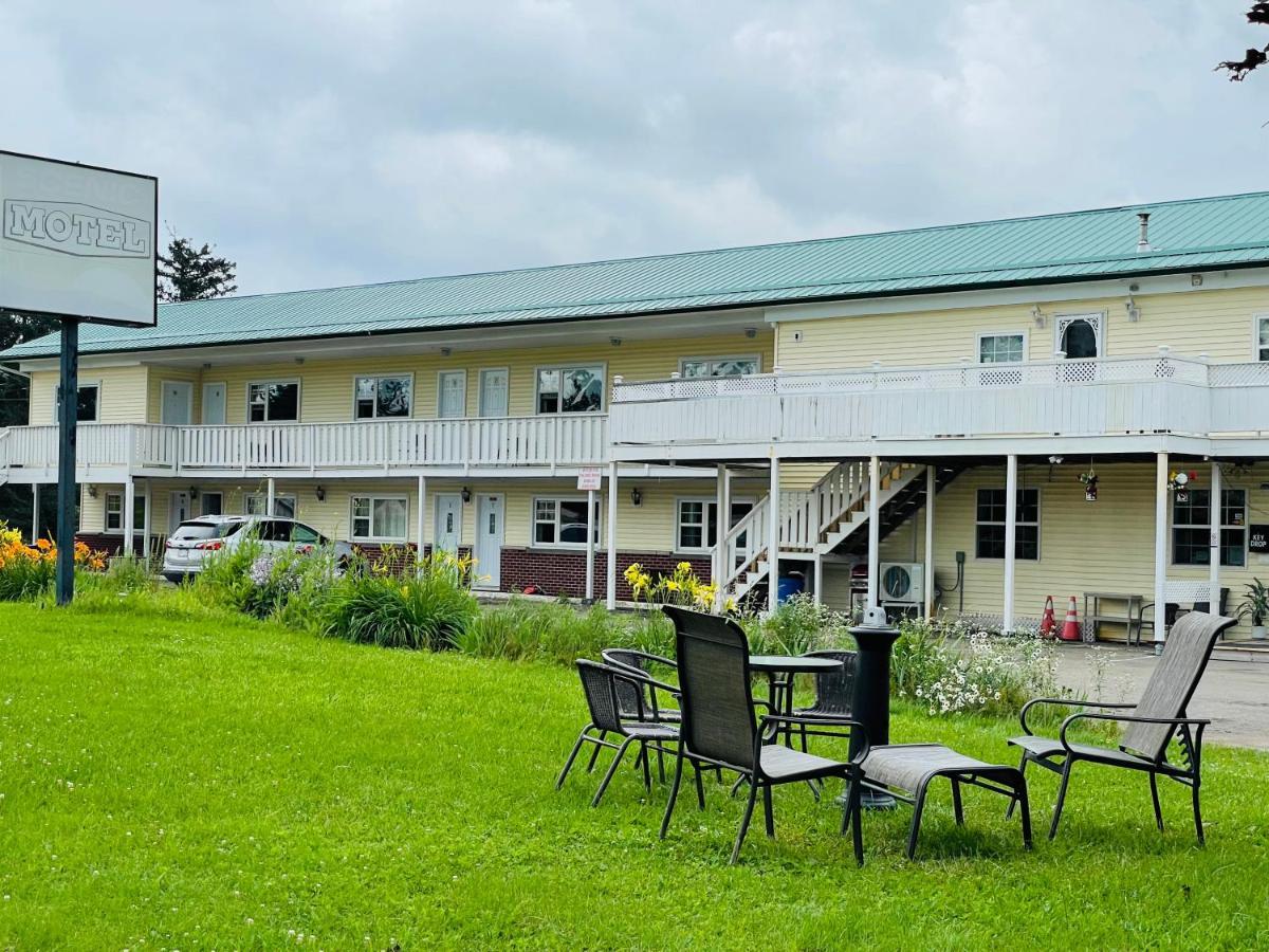 Scenic Motel Moncton Buitenkant foto